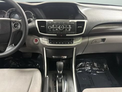Used 2013 Honda Accord EX image 16