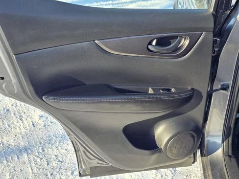 Used 2020 Nissan Rogue Sport S w/ Appearance Package image 12