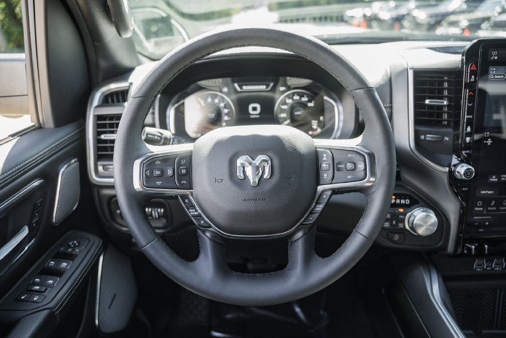 Used 2025 RAM 1500 Laramie w/ Night Edition AWD/4WD image 35