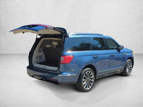 Used 2020 Lincoln Navigator Reserve image 8