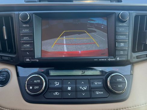 Used 2016 Toyota RAV4 Limited image 32