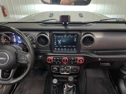 Used 2021 Jeep Wrangler Unlimited Sport AWD/4WD image 31