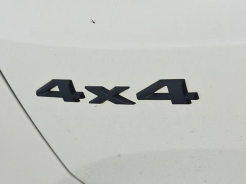 Used 2017 Jeep Renegade Trailhawk AWD/4WD image 14