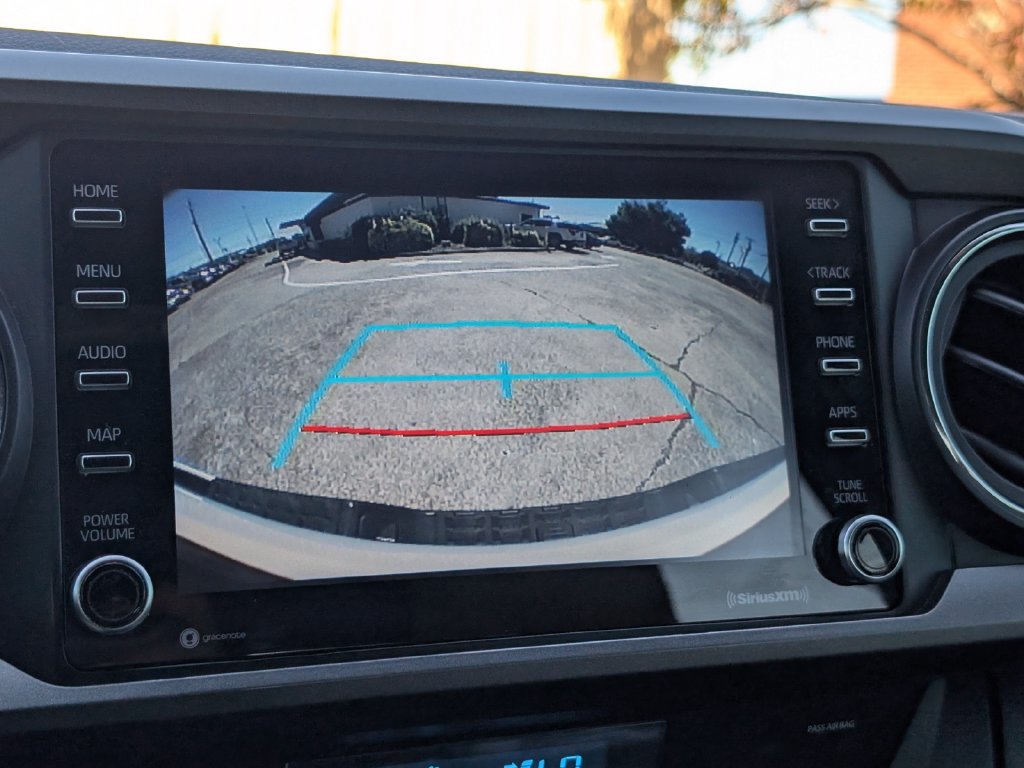 Used 2021 Toyota Tacoma TRD Sport w/ Technology Package AWD/4WD image 8
