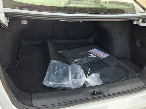 New 2026 Nissan Sentra SR w/ Floor Mat Package image 13