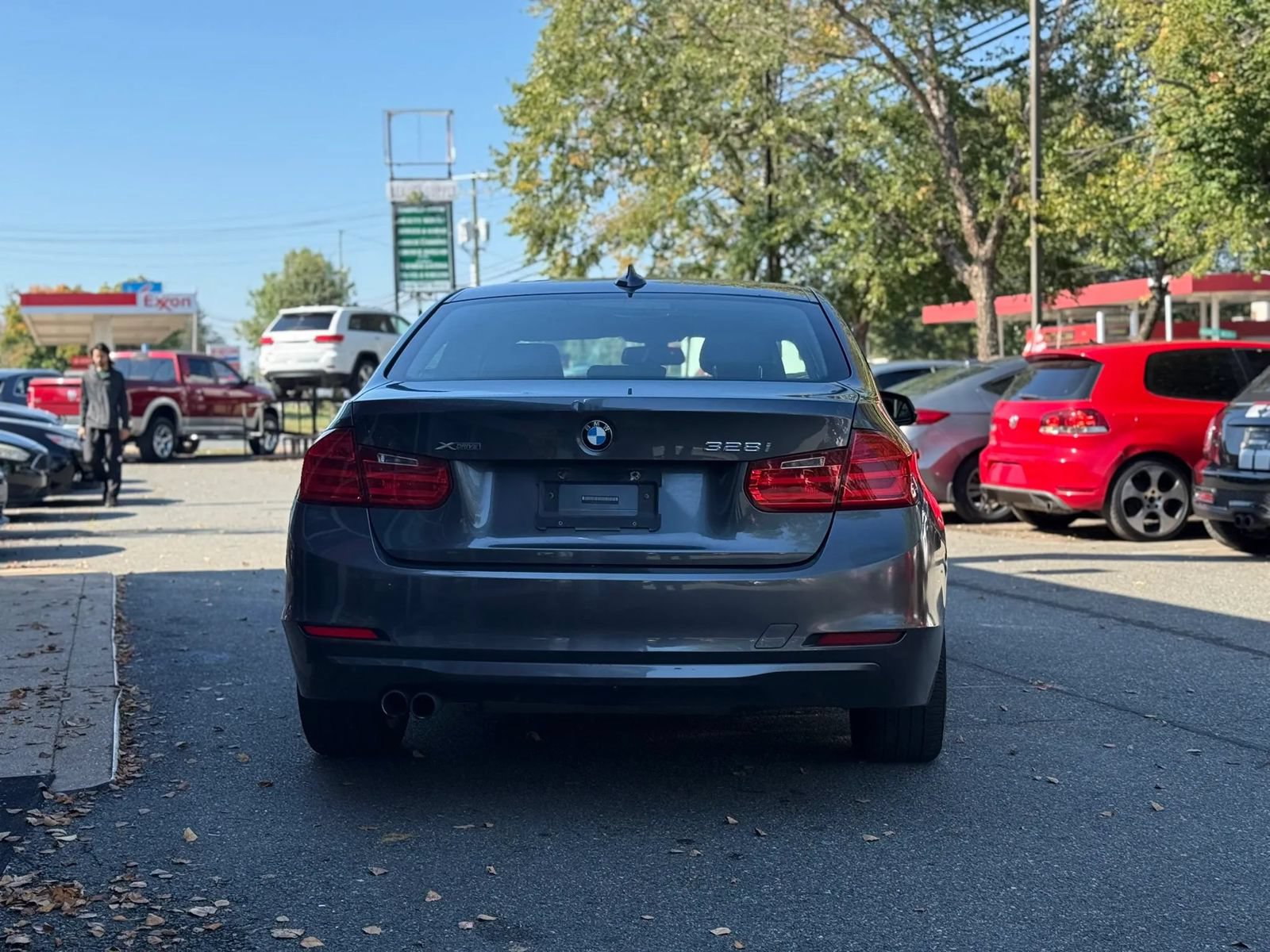 Used 2013 BMW 328i xDrive Sedan AWD/4WD image 4