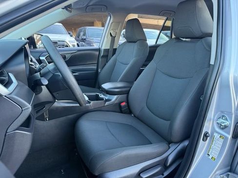 Certified 2025 Toyota RAV4 LE image 10