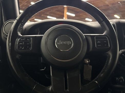 Used 2018 Jeep Wrangler Unlimited Sport w/ Connectivity Group image 12