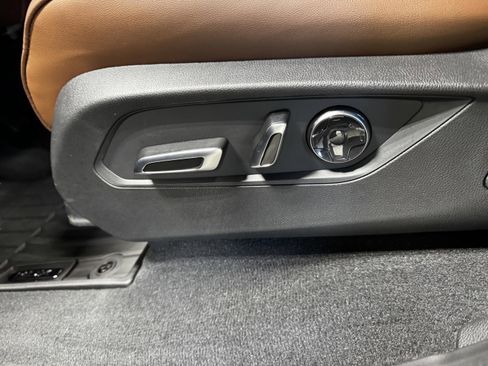 Certified 2026 Acura MDX w/Technology Package image 12