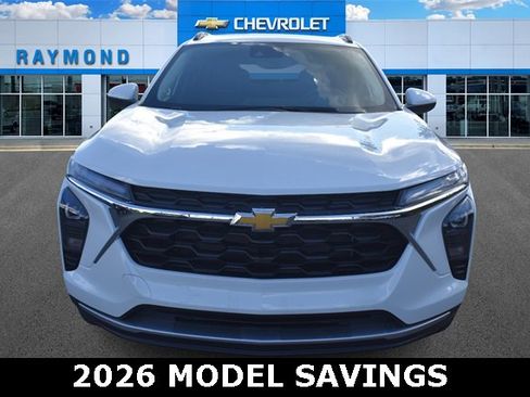 New 2025 Chevrolet Trax LT w/ Sunroof Package image 8