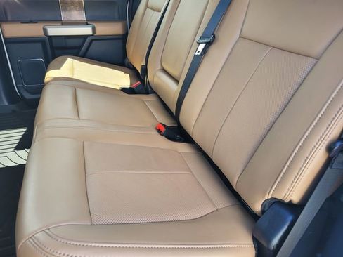 Certified 2022 Ford F250 Lariat w/ Lariat Value Package image 13