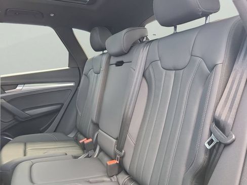 Used 2025 Audi Q5 2.0T Premium AWD/4WD image 7