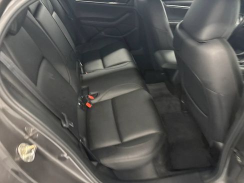 Used 2019 MAZDA MAZDA3 Hatchback w/ Preferred Package FWD image 44