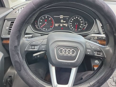 Used 2018 Audi Q5 2.0T Premium Plus w/ Premium Plus Package AWD/4WD image 13