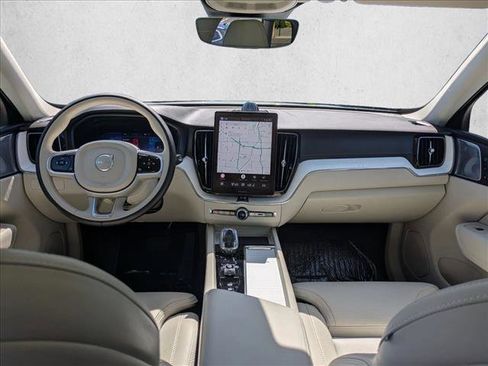 Certified 2026 Volvo XC60 B5 Ultra w/ Climate Package image 15
