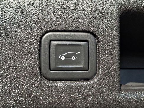 Certified 2023 Chevrolet Equinox RS image 29