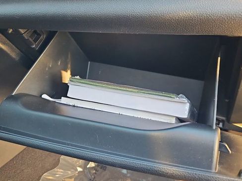 Used 2022 Jeep Grand Cherokee L Laredo image 22