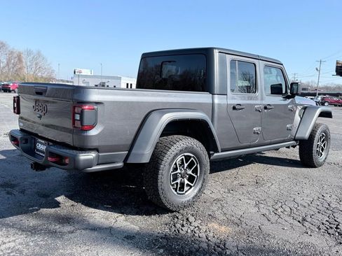 Used 2024 Jeep Gladiator Rubicon image 8