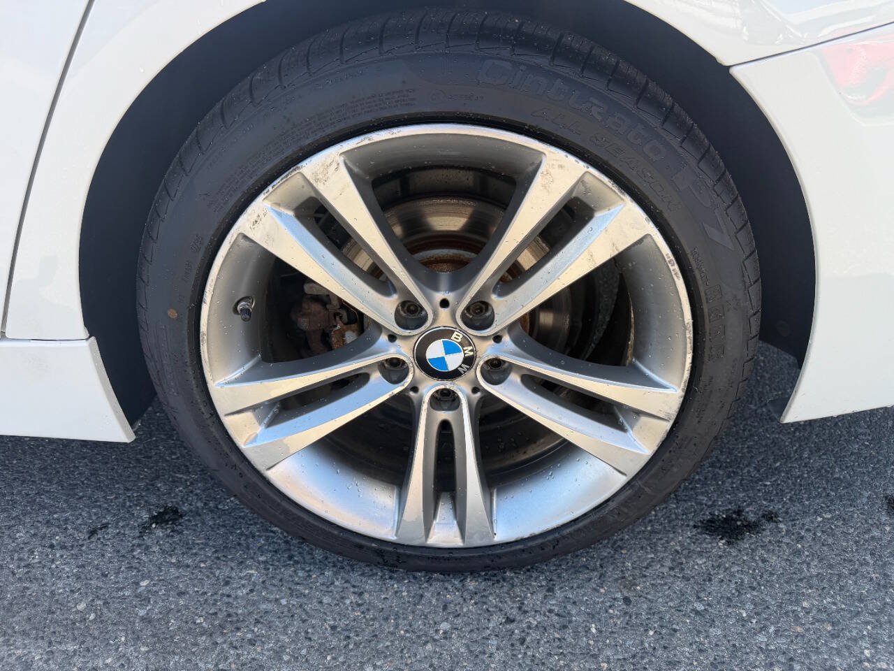 Used 2016 BMW 328i xDrive Wagon AWD/4WD image 13