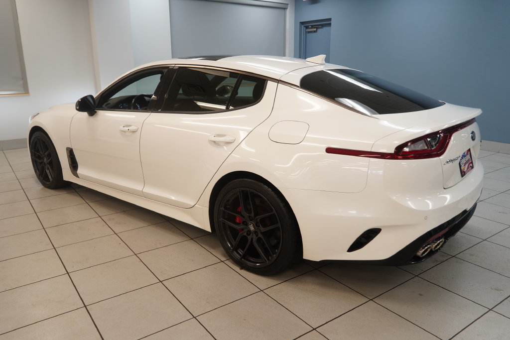 Used 2018 Kia Stinger GT2 image 8