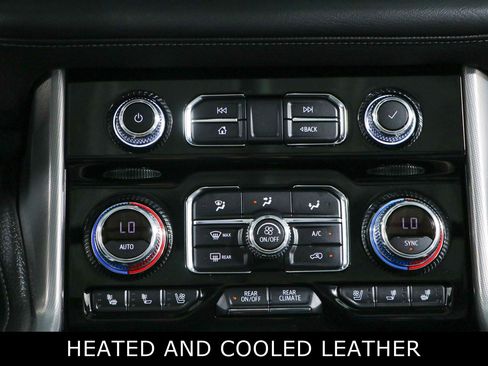 Used 2021 GMC Yukon Denali AWD/4WD image 21