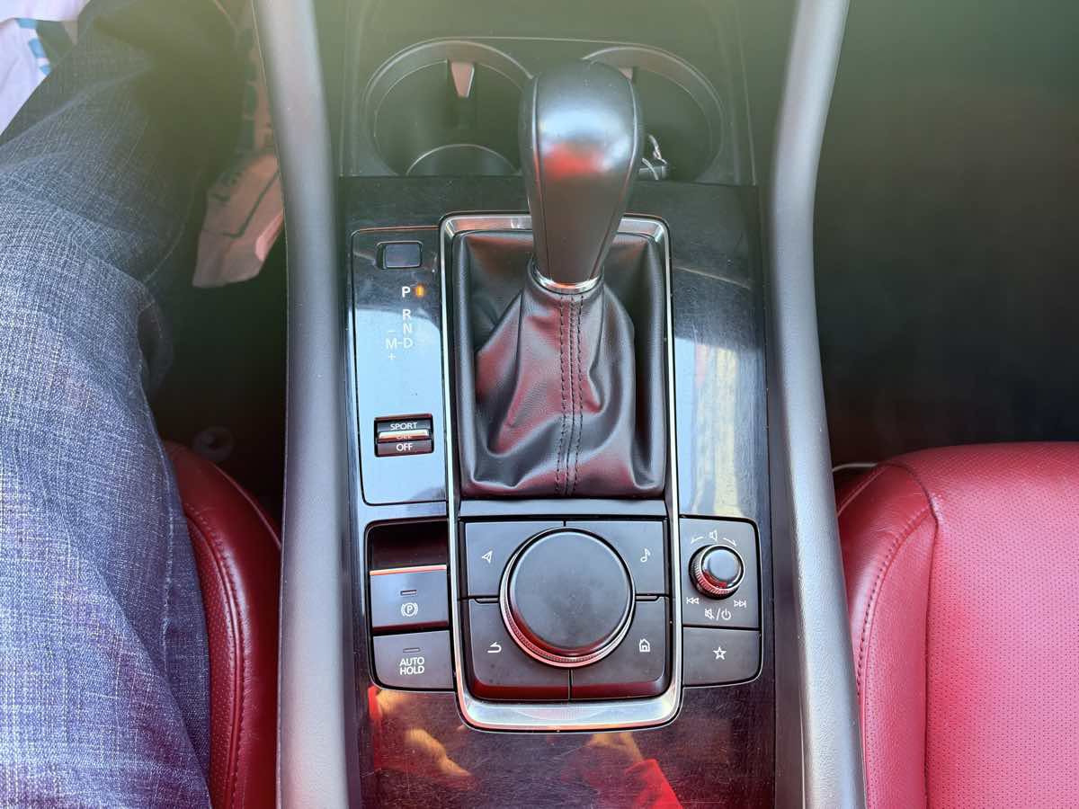Used 2020 MAZDA MAZDA3 AWD Hatchback w/ Premium Pkg image 10