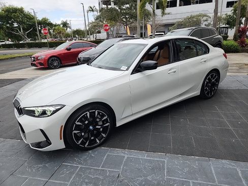 Used 2025 BMW 330i xDrive Sedan w/ M Sport Package image 15