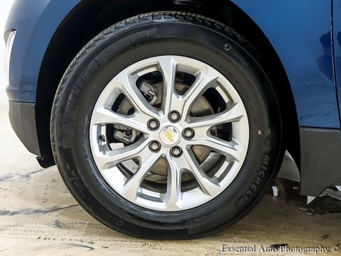 Used 2021 Chevrolet Equinox LT FWD image 12