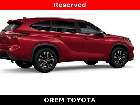 New 2026 Toyota Highlander XLE image 11
