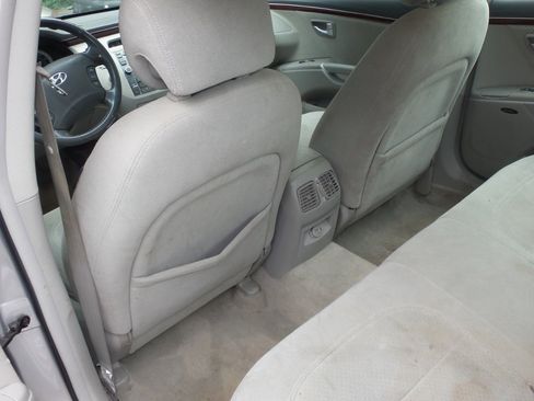 Used 2006 Hyundai Azera SE image 6