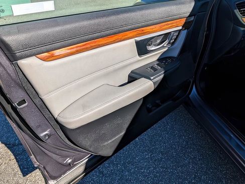 Used 2020 Honda CR-V EX-L image 12