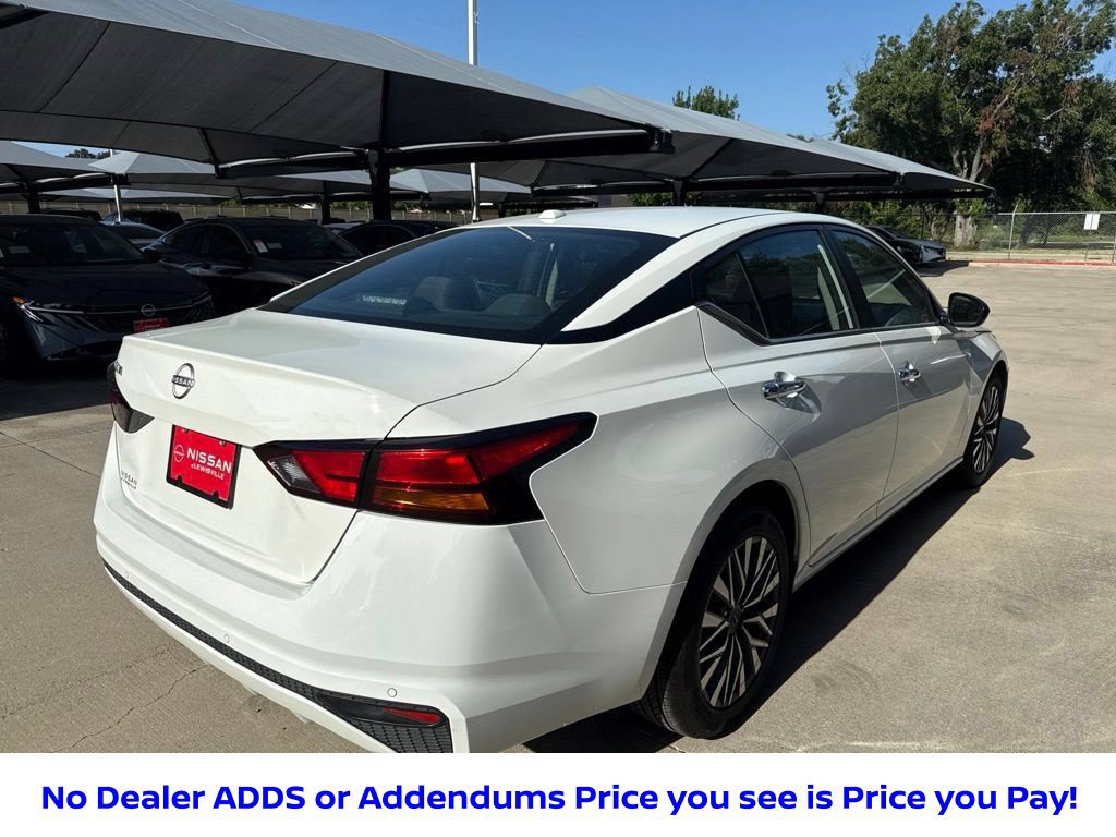 Certified 2025 Nissan Altima 2.5 SV FWD image 8