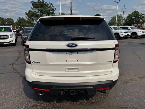 Used 2015 Ford Explorer Sport AWD/4WD image 4