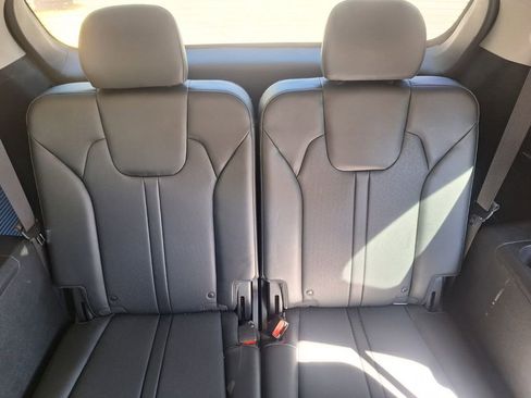 Used 2021 Kia Sorento S image 24