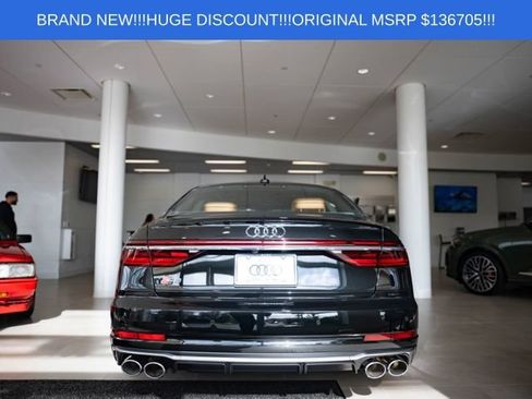 Used 2025 Audi S8 AWD/4WD image 5