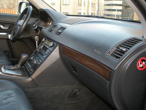 Used 2012 Volvo XC90 3.2 image 31