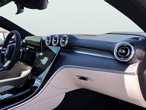 New 2026 Mercedes-Benz CLE 450 4MATIC Coupe image 9
