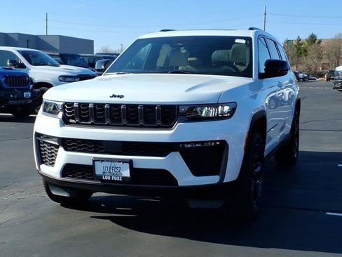 New 2026 Jeep Grand Cherokee L Limited w/ Limited Altitude Package AWD/4WD image 2