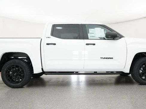 New 2026 Toyota Tundra SR5 AWD/4WD image 30