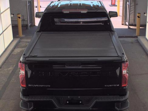 Used 2022 Chevrolet Silverado 1500 Custom Trail Boss w/ Safety Confidence Package AWD/4WD image 4