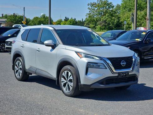 Used 2023 Nissan Rogue SV AWD/4WD image 1