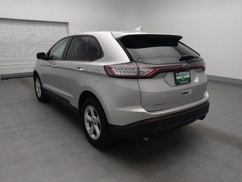 Used 2017 Ford Edge SE FWD image 5
