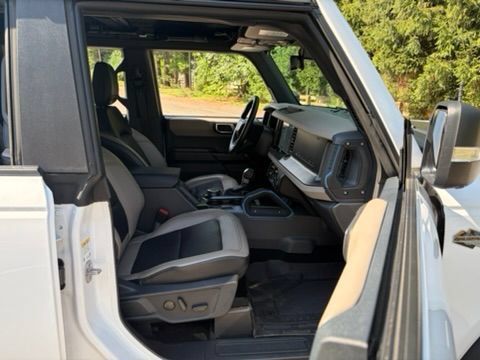 Used 2024 Ford Bronco Wildtrak AWD/4WD image 38