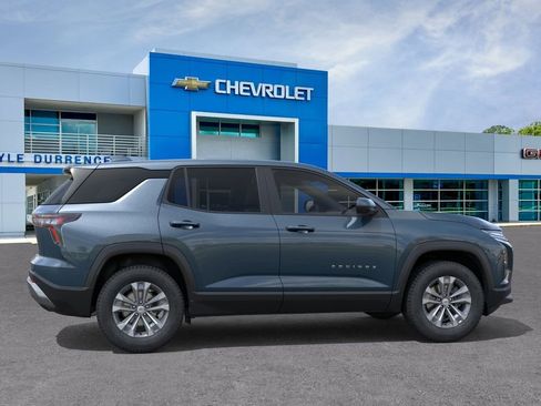 New 2026 Chevrolet Equinox LT w/ Convenience Package II FWD image 5