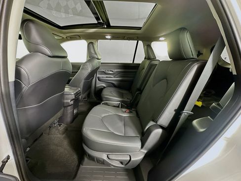 Certified 2026 Toyota Grand Highlander AWD image 25