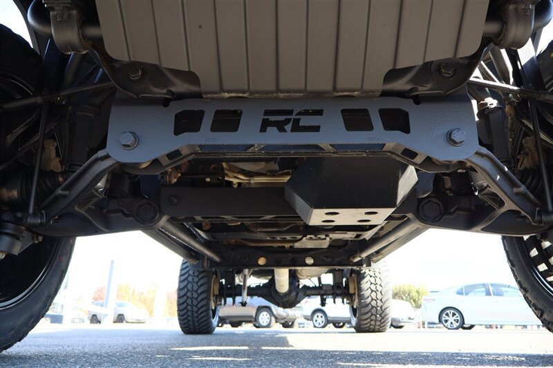 Used 2026 GMC Sierra 3500 AT4 w/ AT4 Premium Plus Package AWD/4WD image 11