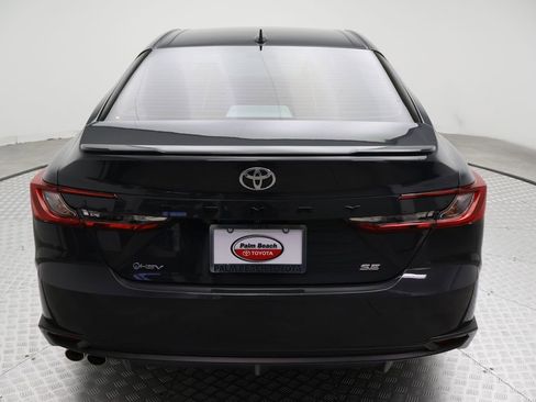 Certified 2025 Toyota Camry SE image 10