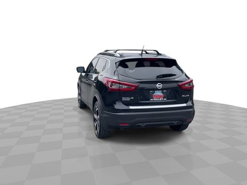Used 2021 Nissan Rogue Sport SL AWD/4WD image 7