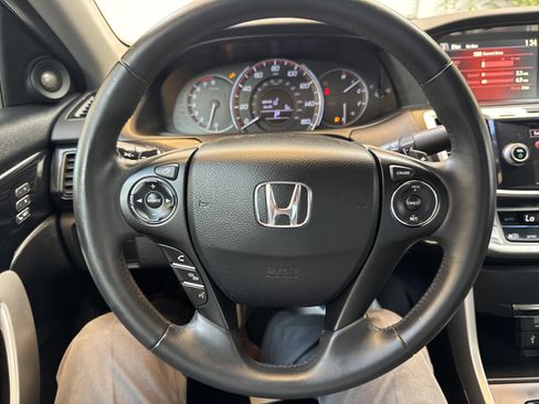 Used 2015 Honda Accord EX-L image 20