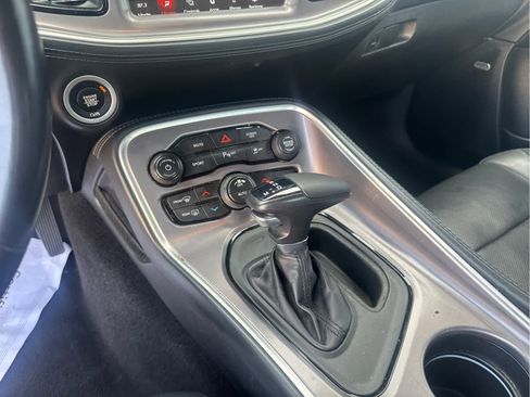 Used 2022 Dodge Challenger SXT w/ Plus Package image 29